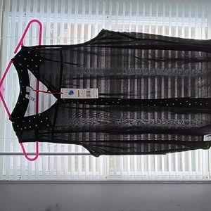 Sleeveless black see through shirt